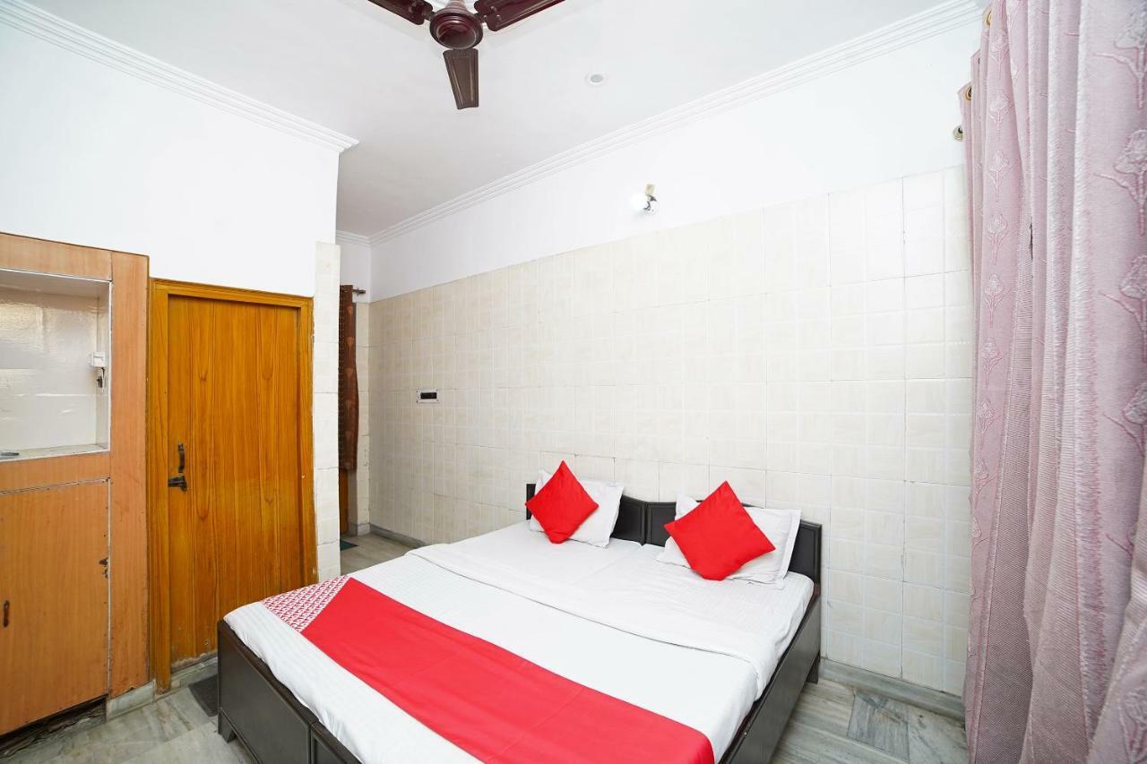 Oyo 39543 Hotel Kk Pantnagar ภายนอก รูปภาพ