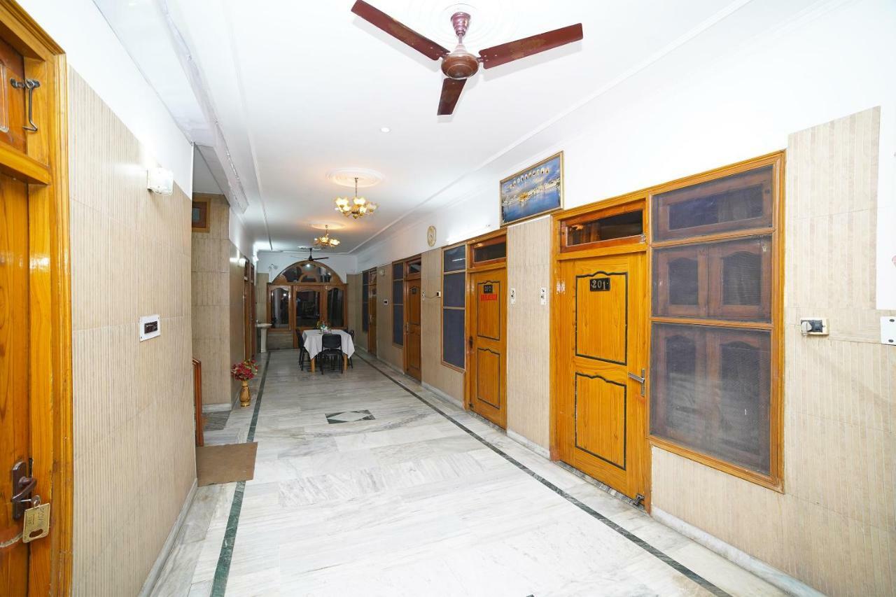 Oyo 39543 Hotel Kk Pantnagar ภายนอก รูปภาพ