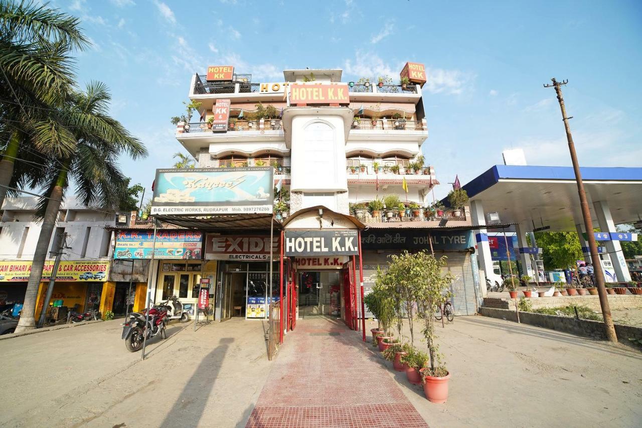 Oyo 39543 Hotel Kk Pantnagar ภายนอก รูปภาพ
